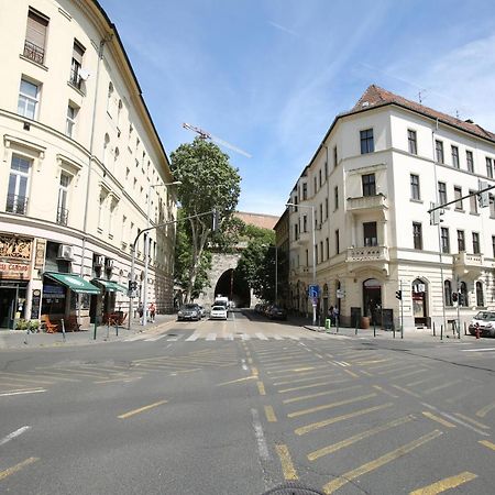 Apartament Castle Courtyard Hideaway Budapeszt Zewnętrze zdjęcie
