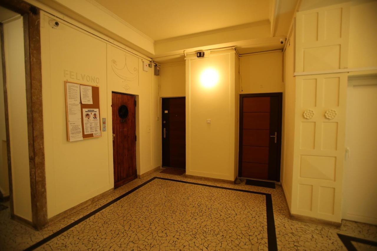 Apartament Castle Courtyard Hideaway Budapeszt Zewnętrze zdjęcie