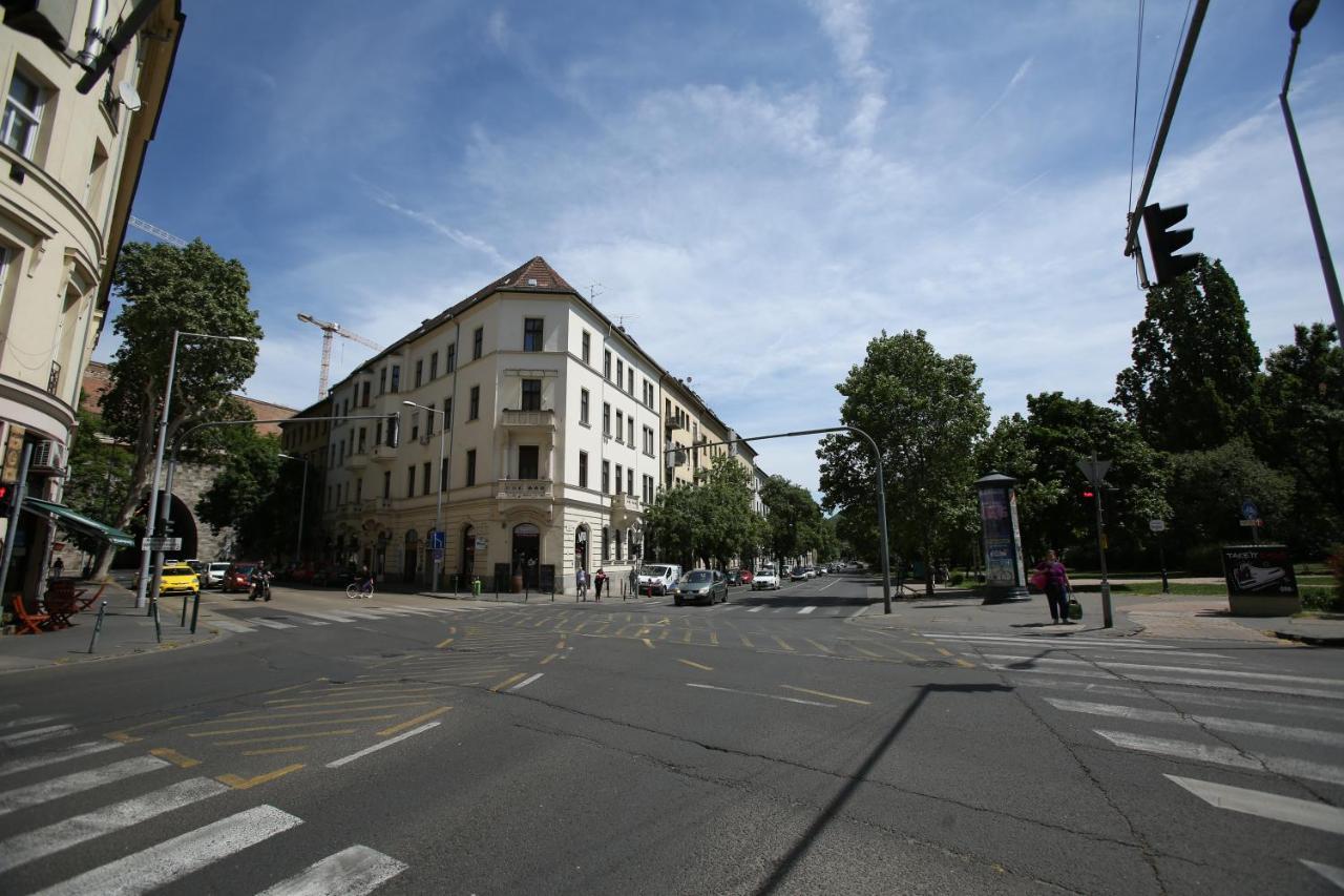 Apartament Castle Courtyard Hideaway Budapeszt Zewnętrze zdjęcie